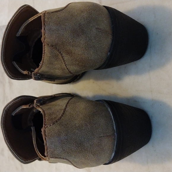 Banana Blues Stella ankle boots. - Picture 4 of 11